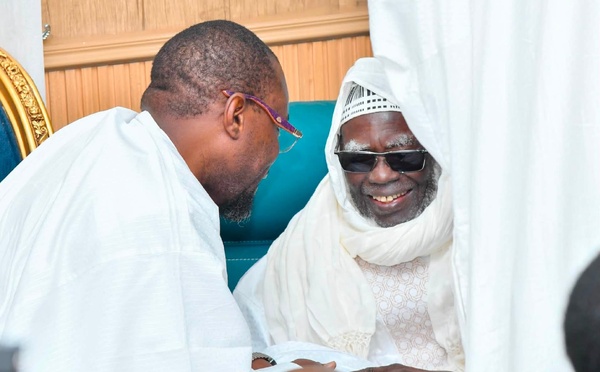 Ousmane Sonko à touba «Si on met en pratique le modèle de développement enseigné par Cheikh Ahmadou Bamba, nous verrons des résultats »