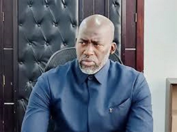CDC: Débarqué par décret antidaté, Fadilou Keita claque la porte "sans regret", se range du côté des hommes d'honneur et défie le pouvoir CDC: Débarqué par décret antidaté, Fadilou Keita claque la porte "sans regret", se range du côté des hommes d'honneur et défie le pouvoir